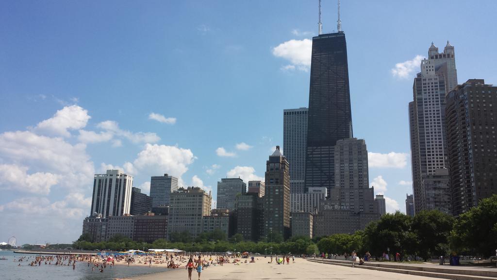 Dewitt Hotel And Suites Chicago Exterior foto